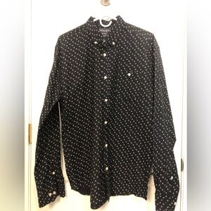 Alpha Beta men ‘s XL long sleeve dress shirt. Black w/gray &white pattern